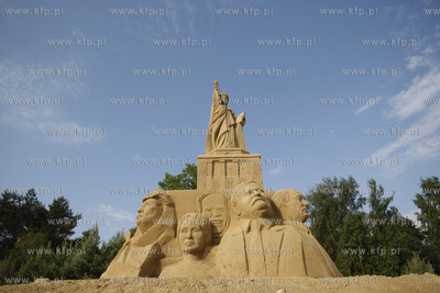 Gdansk Jelitkowo. Gdanski Festiwal Rzezby z Piasku....