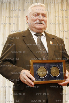 Gdansk. NOT. Wreczenie medalu  90-lecia Stowarzyszenia...