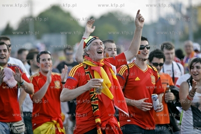 Gdansk Arena. Kibice wchodza na mecz Mistrzostw Europy...
