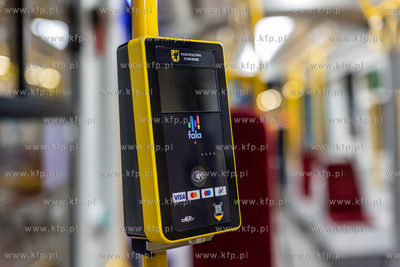 Walidator - urządzenie systemu Fala w gdańskim tramwaju.
24.01.2023
fot....