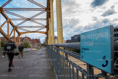 Na gdańskich mostach i wiaduktach pojawiły się tabliczki...