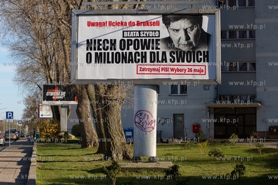 Gdańsk. Billboard z wizerunkiem Beaty Szydło przy...