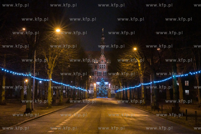 Gdańsk Wrzeszcz. Świąteczna iluminacja przy ulicy...