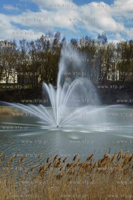 Fontanna na zbiorniku retencyjnym Srebrniki. 27.04.2021...