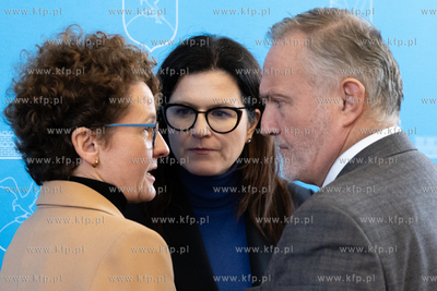 Urząd Miejski w Sopocie. Konferencja prasowa nt. kondycji...