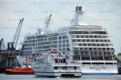 Wycieczkowiec Seven Seas Voyager jest drugim najwiekszym...