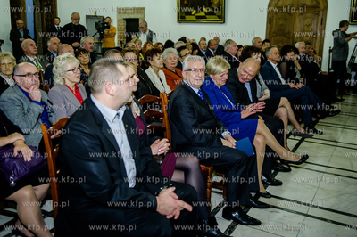 Gdansk. Ratusz Glownomiejski. Uroczystosc wreczenia...
