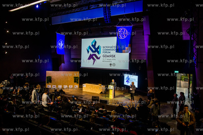 Gdansk. Europejskie Centrum Solidarnosci. Wystapienie...