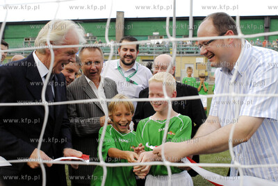 Otwarcie boiska pilkarskiego ze sztuczna nawirzchnia...