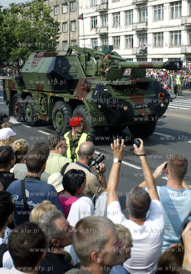 Warszawa - defilada wojskowa z okazji swieta Wojska...