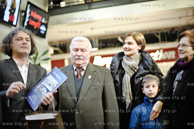 CH Manhattan w Gdansku - Wrzeszczu. Premiera polaczona...