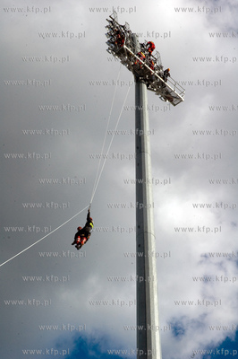 Warsztaty ratownictwa wysokosciowego w Gdyni. Uczestnikami...