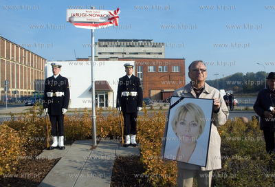 Oficjalne otwarcie ronda imienia zmarłej posłanki...