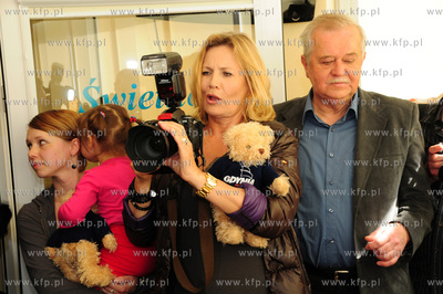 Oddzial Dziececy Szpitala Miejskiego w Gdyni. Odwiedziny...