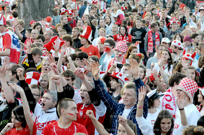 Gdynia Park Kibica w Parku Rady Europy. Gdynianie kibicuja...