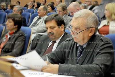 XXII sesja Sejmiku Wojewodztwa Pomorskiego. Glownym...