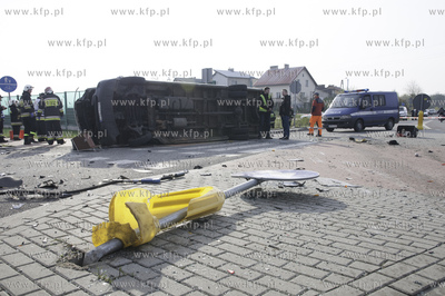 Pelplin. Kierowca busa, którym podróżowało 20 osób...