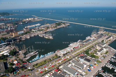 Tall Ships' Races 2009 w Gdyni z lotu ptaka. Zlot Wielkich...