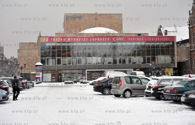 Gdansk zima. Targ Weglowy i Teatr Wybrzeze. 11.01.2013...