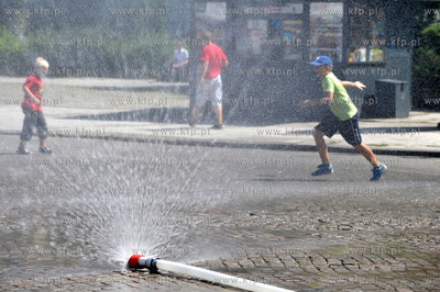 Na Targu Weglowym Gdanska Infrastruktura Wodociagowa...