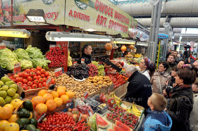 Promocja i nietypowa konferencja prasowa promujaca...