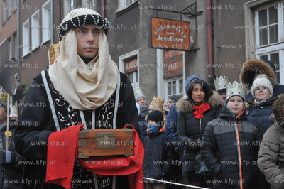 Orszak Trzech Kroli przeszedl ulicami Gdanska. 06.01.2015...