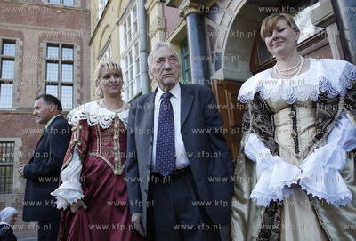 Gdansk. Dwor Artusa. Nadanie honorowego obywatelstwa...