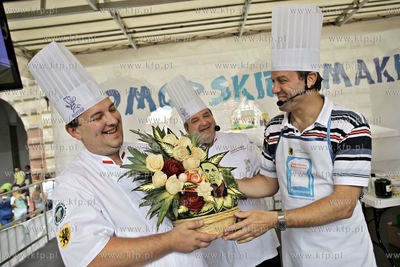 Gdansk, Dlugi Targ. Pomorskie smaki to pokazy przyrzadania...