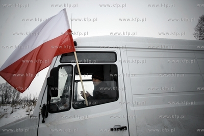 Gdansk. Trakt sw. Wojciecha. Protest kierowcow samochodow...