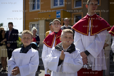 Procesja Bozego Ciala w gdanskiej dzielnicy Letnica....
