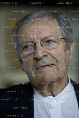 Dwor Artusa. Uroczysta sesja Rady Miasta Gdanska. Wreczenie...