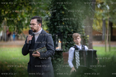 Uroczystość nadania nazwy Zaułek Cypriana Norwida...