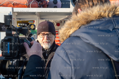 Testowy rejs promu F8, kursującego wzdłuż remontowanego...