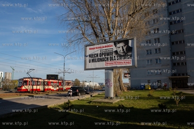 Gdańsk. Billboard z wizerunkiem Beaty Szydło przy...