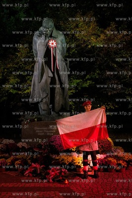 Gdańsk w bialo- czerwonych barwach w przeddzień Narodowego...