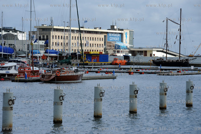 Gdynia. Wydzial Nawigacji AkademiiMorskiej (dawny Dom...