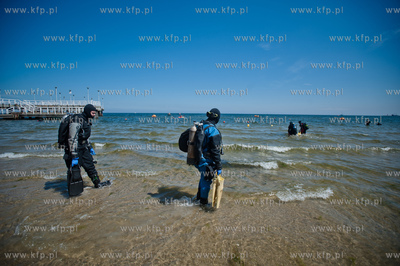Gdansk. Plaza w Brzeznie. Diving Day 2013 - impreza...