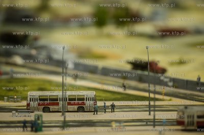 Montaż dioramy w historycznej Sali BHP Stoczni Gdańskiej,...