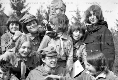 Aneta Kreglicka (pierwsza po lewej ) i Krzysztof Skiba...