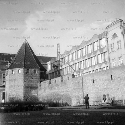 Baszta Słomiana na Targu Węglowym w Gdańsku. 
04.1969
0001913z_kwiecien1969
Fot....