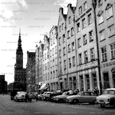 Parking na Długim Targu w Gdańsku. (lata60).
1963
0003938z...