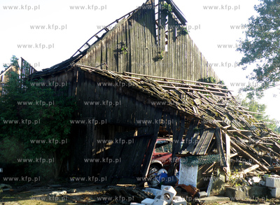 W Malachinie, gm. Czersk, traba powietrzna i wichura...