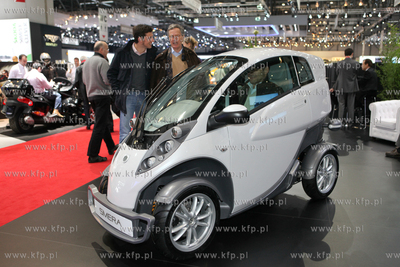 Targi motoryzacyjne w Genewie. Nz. Lumeneo Smera
03.03.2010
fot....