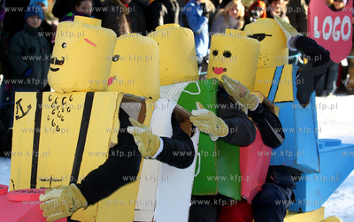 Druga edycja Crezy slide - Zjazdu na byle czym, odbywajaca...