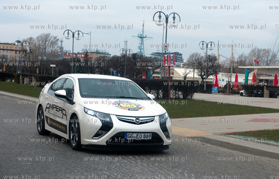 Gdynia. Skwer Kosciuszki. Prezentacja samochodu nowej...