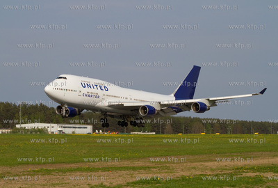Samolot Boeing 747 już po raz szosty odwiedzil gdanskie...