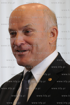 Podpisanie porozumienia miedzy Grupa LOTOS SA i Polskim...