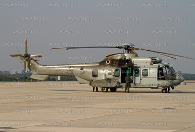 Na gdanskim lotnisku wyladowal francuski smiglowiec...