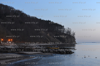 Gdynia Orlowo. Na Orlowskiej plazy o swicie 18.02.2014...