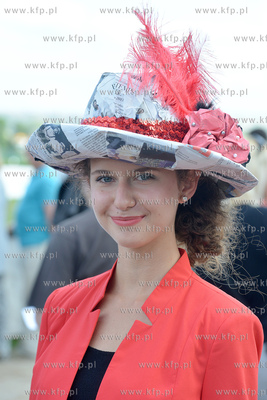 Konkurs Modowy na najlepszy kapelusz rozganizowany...